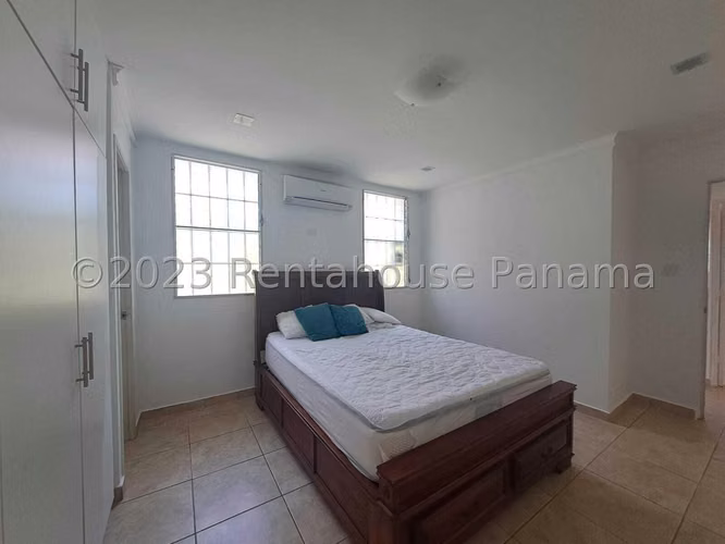 Venta de Casa Remodelada en Brisas del Golf, Arraiján #23-7396 - Imagen 5