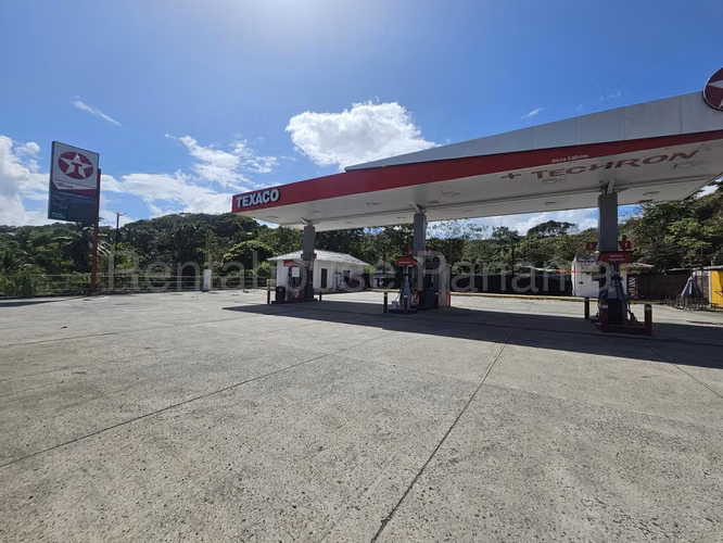 Venta de Finca en Maria Chiquita ESTACION GAS & GO KF - Imagen 7