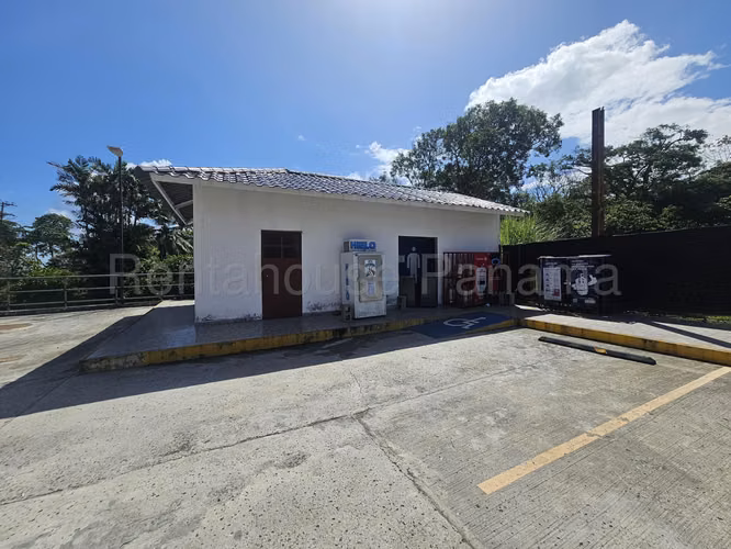 Venta de Finca en Maria Chiquita ESTACION GAS & GO KF - Imagen 9