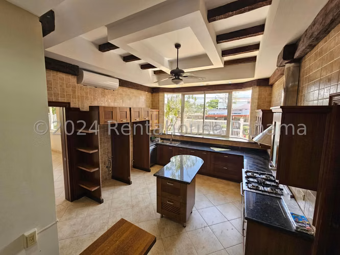 Vendo Casa en Altos del Golf OF27-1943 - Imagen 9