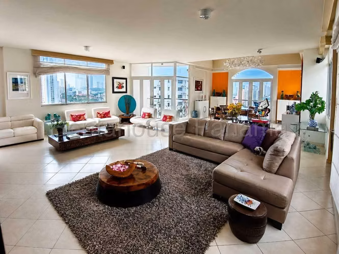 Venta de Penthouse Exclusivo en El Carmen | 459 m² | Vistas 360° #27-697 - Imagen 1