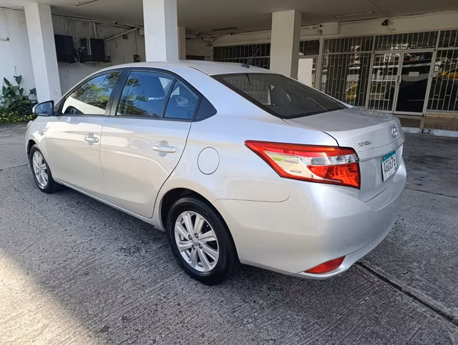 TOYOTA YARIS 2014 AUTOMATICO - Imagen 5