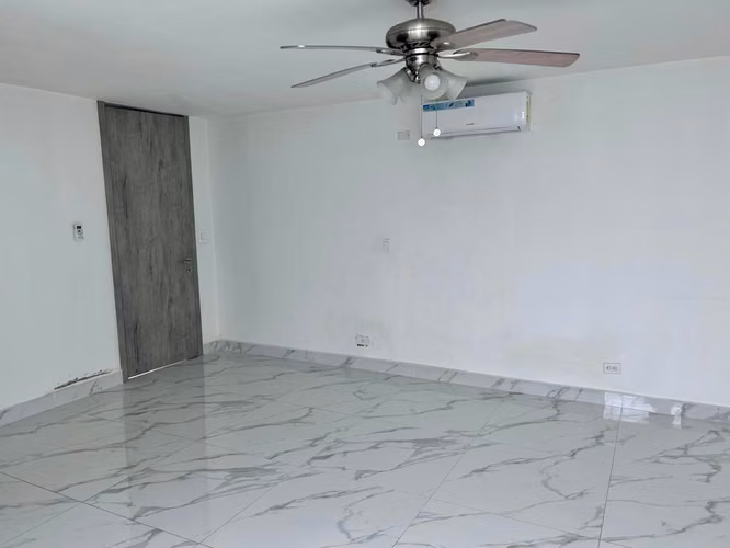 ALQUILO APARTAMENTO SAN FRANCISCO REMODELADO FRENTE AL MAR CV - Imagen 9
