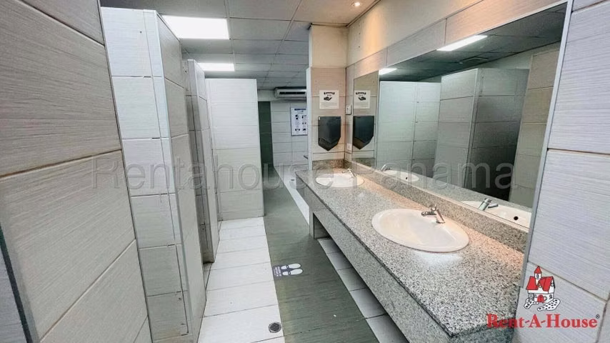 ALQUILER DE LOCAL COMERCIAL EN DOS MARES