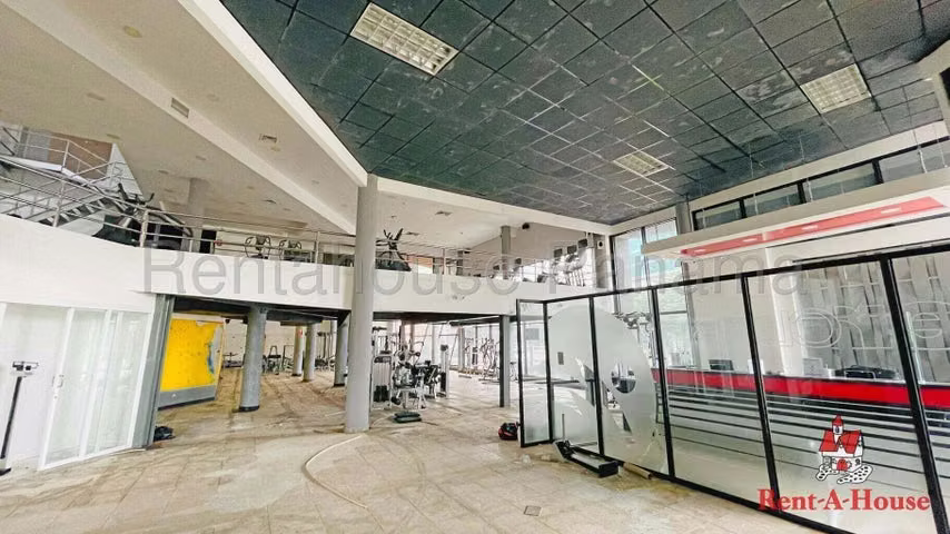ALQUILER DE LOCAL COMERCIAL EN DOS MARES