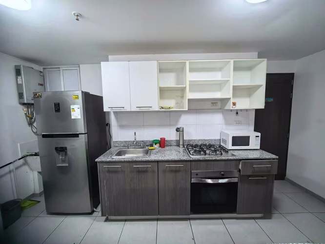 Se alquila apartamento amoblado de 2 Recamaras en el Bosque