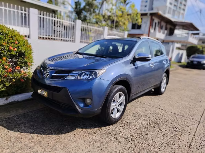 TOYOTA RAV4 2014 AUTOMÁTICA NEGOCIABLE