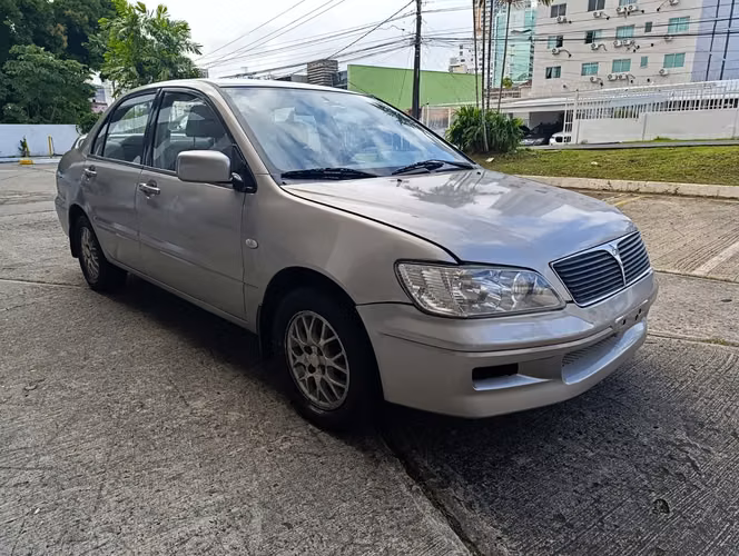 MITSUBISHI LANCER 2002 AUTOMATICO - Imagen 3
