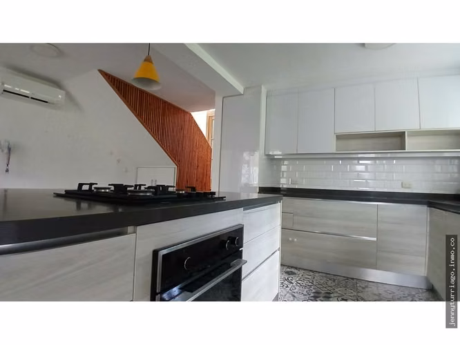 Se vende casa remodelada en Betania Ciudad de Panama