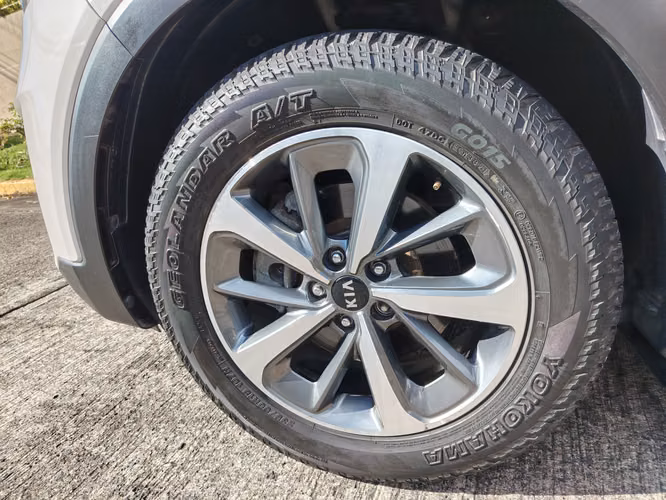 KIA SORENTO 2019 AUTOMÁTICA NEGOCIABLE - Imagen 11