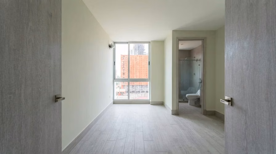 Apartamento en Bella vista I con balcón y a estrenar