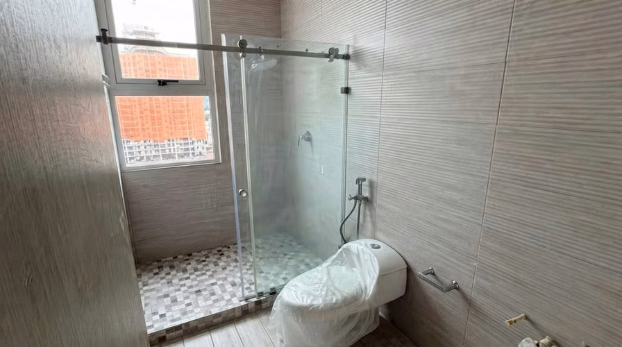 Apartamento en Bella vista I con balcón y a estrenar
