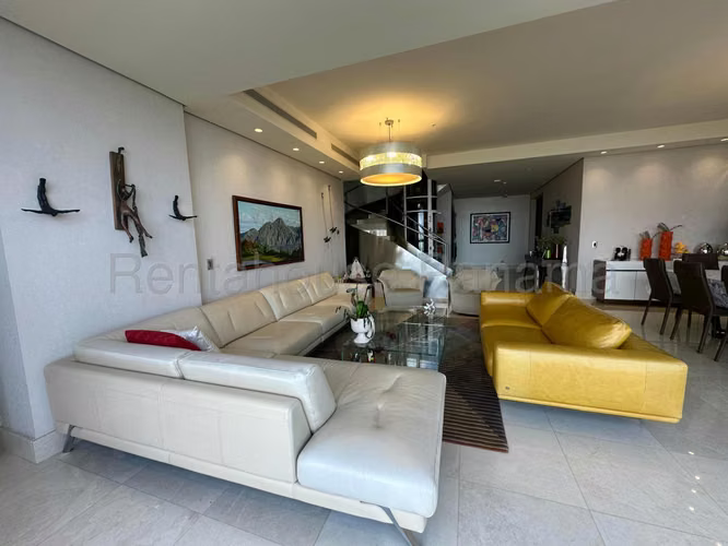 OPORTUNIDAD, Vendo Pent House en Santa Maria. 700m2 - Imagen 7