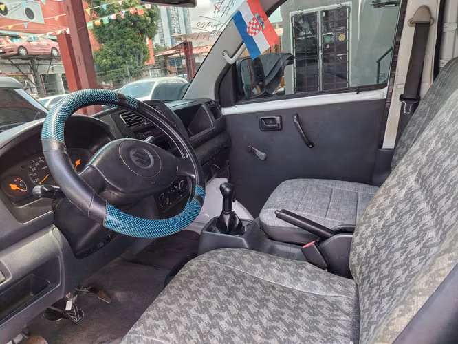 SUZUKI APV 2012 MANUAL NEGOCIABLE - Imagen 4