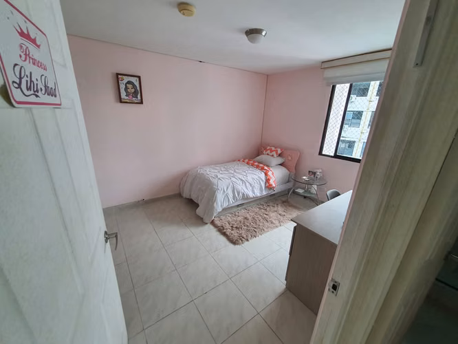 Se alquila Amoblado P.H. Miraluz, lujoso apartamento. - Imagen 17