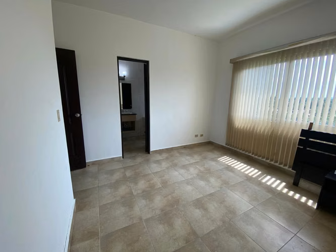 Apartamento de 4 habitaciones en Edificio PH El Alcazar, en Coronado Golf - Imagen 10
