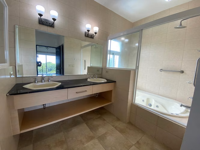 Apartamento de 4 habitaciones en Edificio PH El Alcazar, en Coronado Golf - Imagen 15