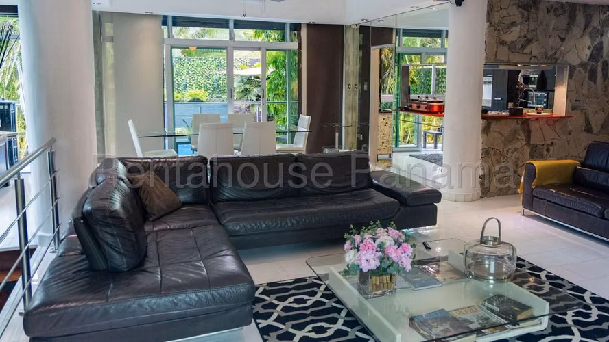 Venta de Casa en Albrook NS - Imagen 2