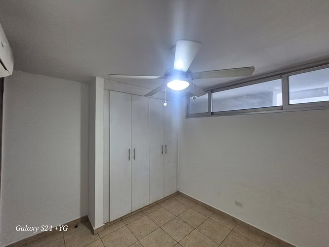 VENTA DE APARTAMENTO EN PH COSMOPOLITAN TOWER