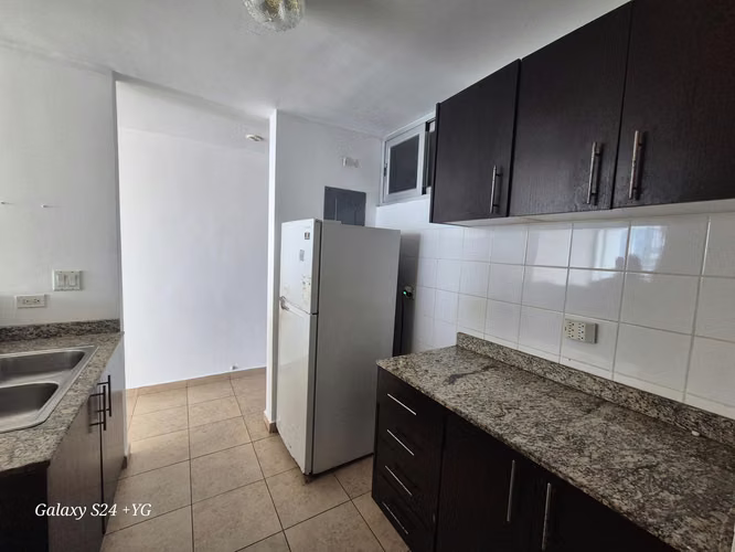 VENTA DE APARTAMENTO EN PH COSMOPOLITAN TOWER