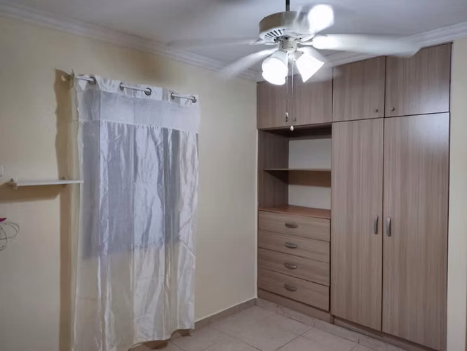 C2108 SE AQLUILA AMPLIA CASA EN VILLA ZAITA - Imagen 9