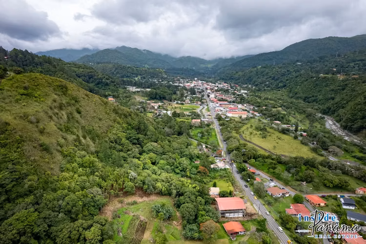 Terreno Comercial en Bajo Boquete Panama - Imagen 11