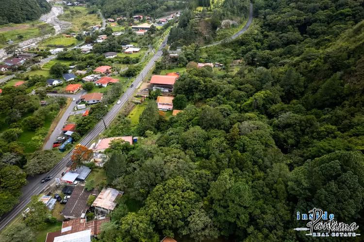 Terreno Comercial en Bajo Boquete Panama - Imagen 6