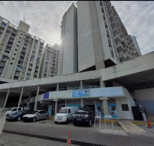 Se alquila apartamento en PH mystic Towers de 2 recámaras