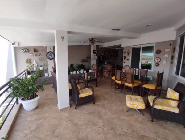 VENTA CASA EN VILLA DE LAS FUENTES 2