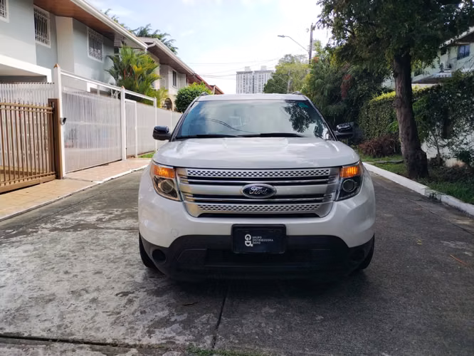 FORD EXPLORER 2014 AUTOMÁTICA 4X4 NEGOCIABLE - Imagen 2