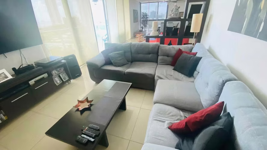 Apartment for sale in Costa del Este I with balcony and excellent layout
