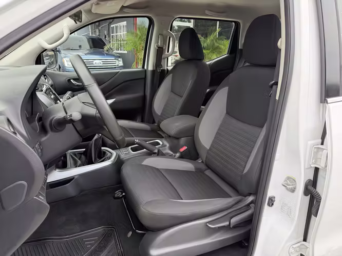 Nissan Np300 Xe 2022 - Imagen 12