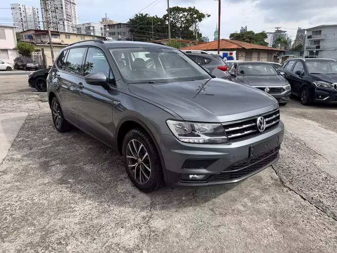 Volkswagen Tiguan 2018 - Imagen 3