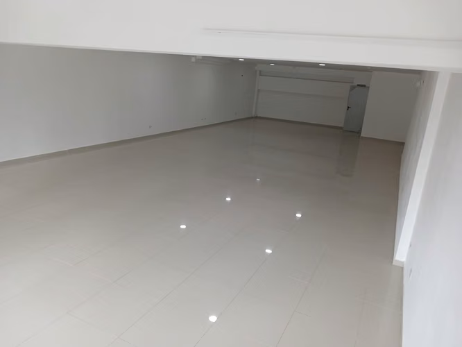 ¡ALQUILER DE LOCAL COMERCIAL – PLANTA BAJA! - Imagen 3
