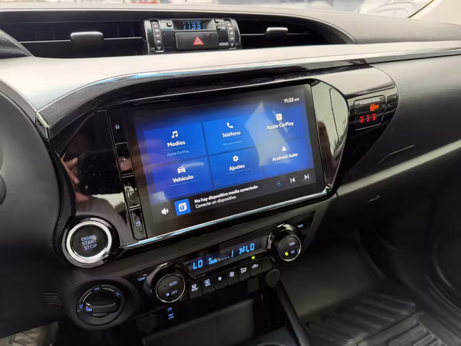 Toyota Hilux 2023 Srv - Imagen 14