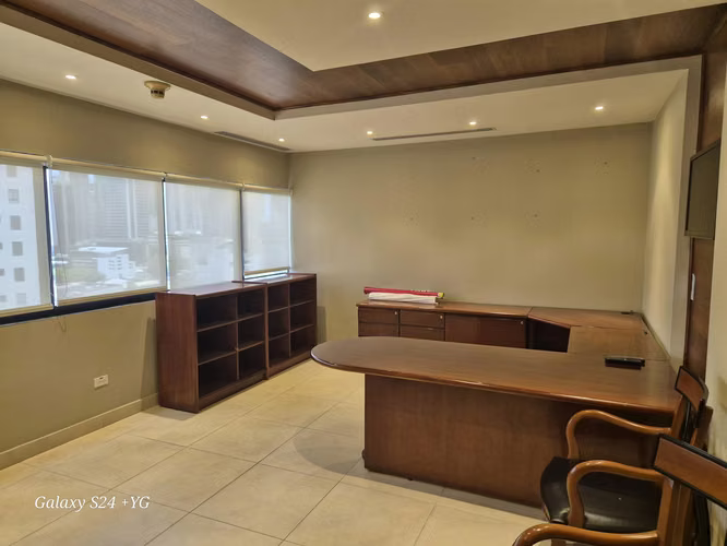 VENTA DE OFICINA EN BELLAVISTA - Imagen 13