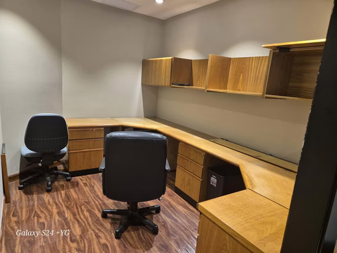 VENTA DE OFICINA EN BELLAVISTA - Imagen 9