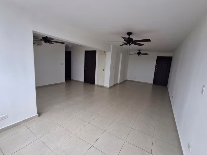 Alquiler en Villa de las Fuentes | 2 Recámaras, 3 Baños y Piscina $799 - Imagen 8