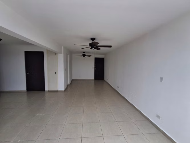 Alquiler en Villa de las Fuentes | 2 Recámaras, 3 Baños y Piscina $799 - Imagen 3