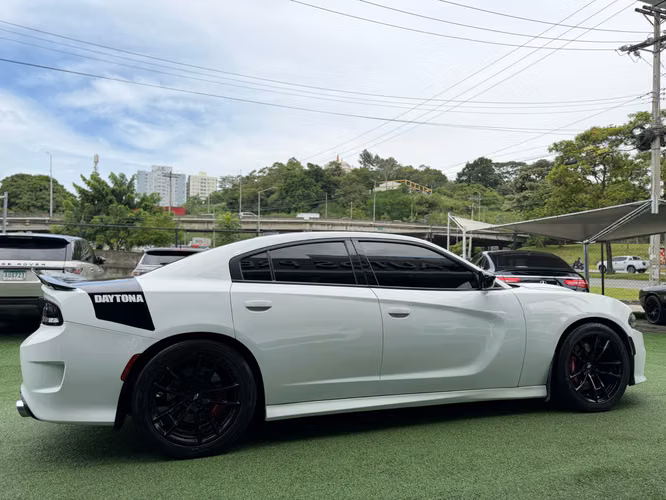 Dodge Charger 2018