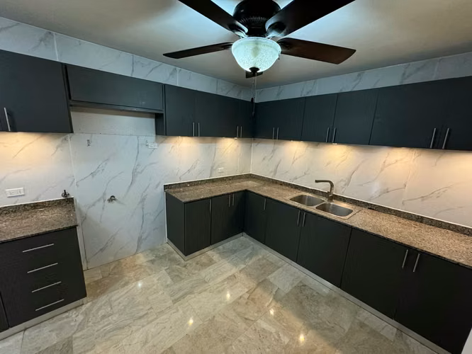 Apartamento en Obarrio I con balcón y remodelado - Imagen 6