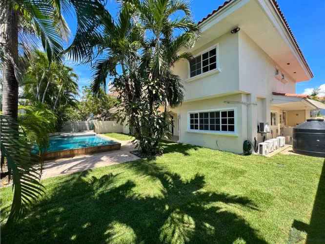 HOUSE IN COSTA DEL ESTE WITH 4 BEDROOMS AND POOL IN COSTA SERENA