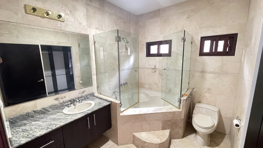 ¡OPORTUNIDAD ÚNICA! Casa de Lujo en Sunset Coast, Costa Sur – Venta Inmediata