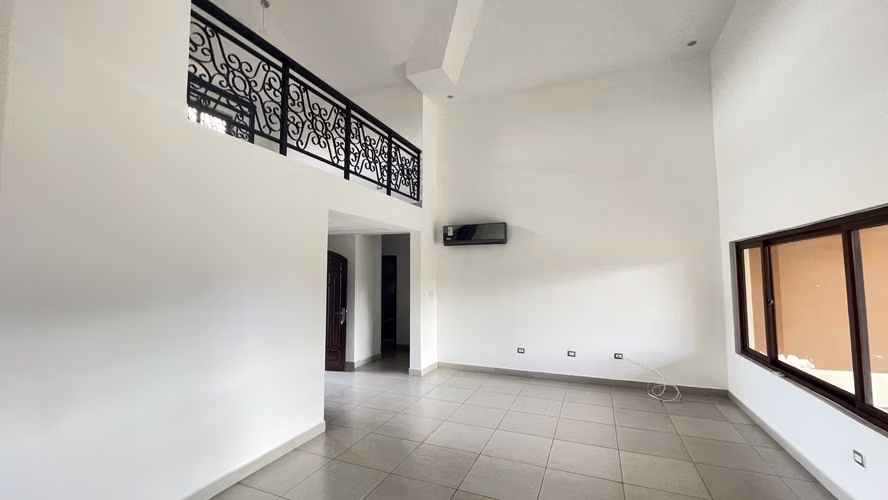 ¡OPORTUNIDAD ÚNICA! Casa de Lujo en Sunset Coast, Costa Sur – Venta Inmediata