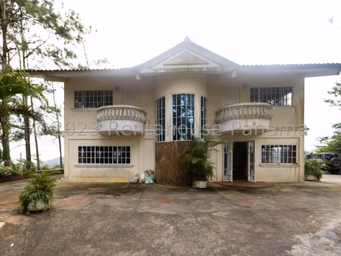 Vendo Casa en Cerro Azul LC25-3841