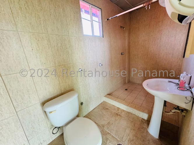 Vendo Casa en Diablo LC24-8906
