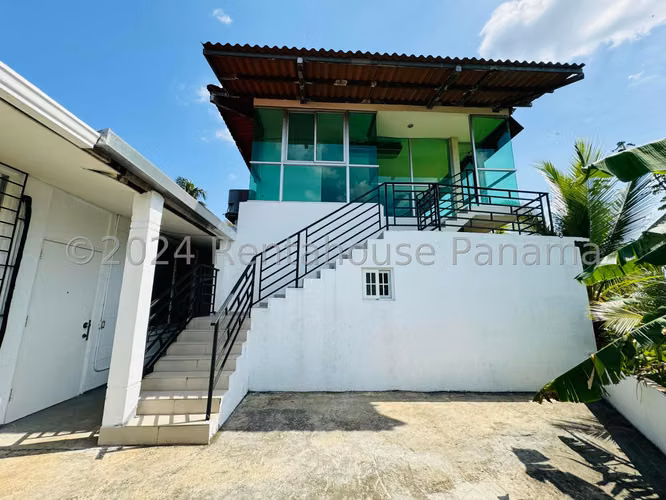 Vendo Casa en Diablo LC24-8906