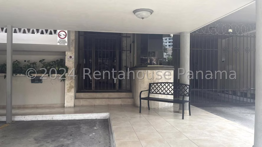 Sell 350 m ² apartment in PH Sunflower, Marbella 27-1713GG