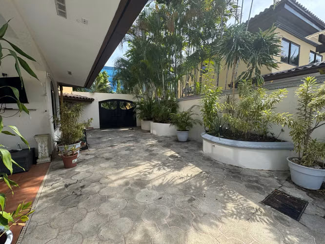 ALQUILER CASA COSTA DEL ESTE 627M2 PISCINA PRIVADA MLD