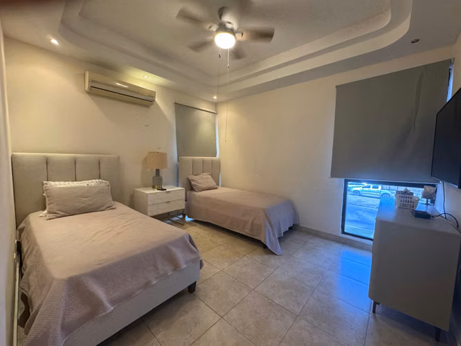 ALQUILER CASA COSTA DEL ESTE 627M2 PISCINA PRIVADA MLD